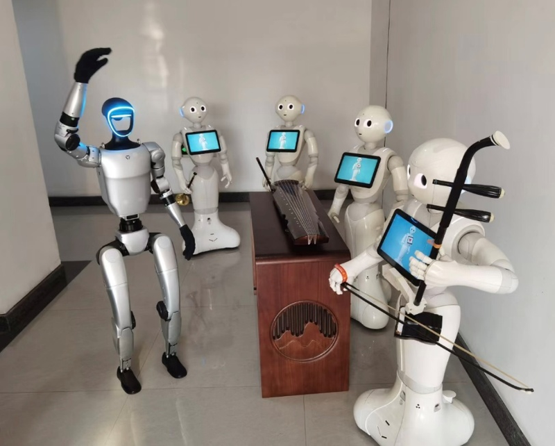 Humanoid robot rental: 25,000 yuan per day, orders will be scheduled after National Day插图1