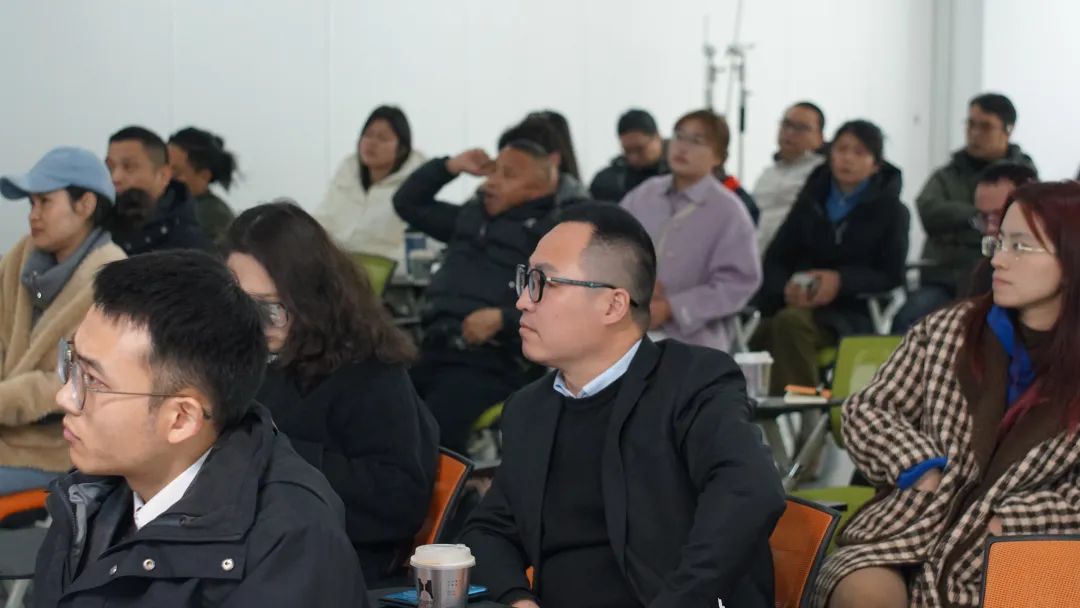 event review| Wenzhou Yuanyuan Innovation Center successfully held the AIGC special salon “DeepSeek craze: How Companies and Entrepreneurs Can Understand the Opportunities and Take advantage of it”插图5